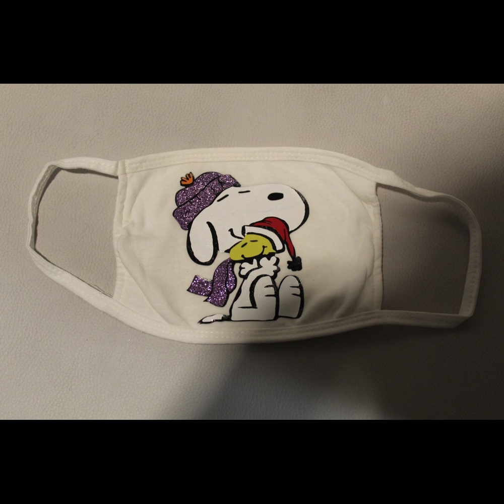 Christmas Snoopy Mask